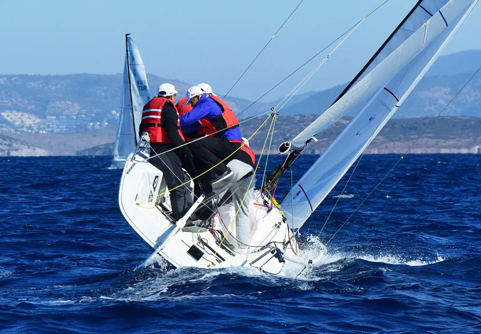 Bodrum'da Kuşak ve Yol Uluslararası Yelken Yarışları başladı