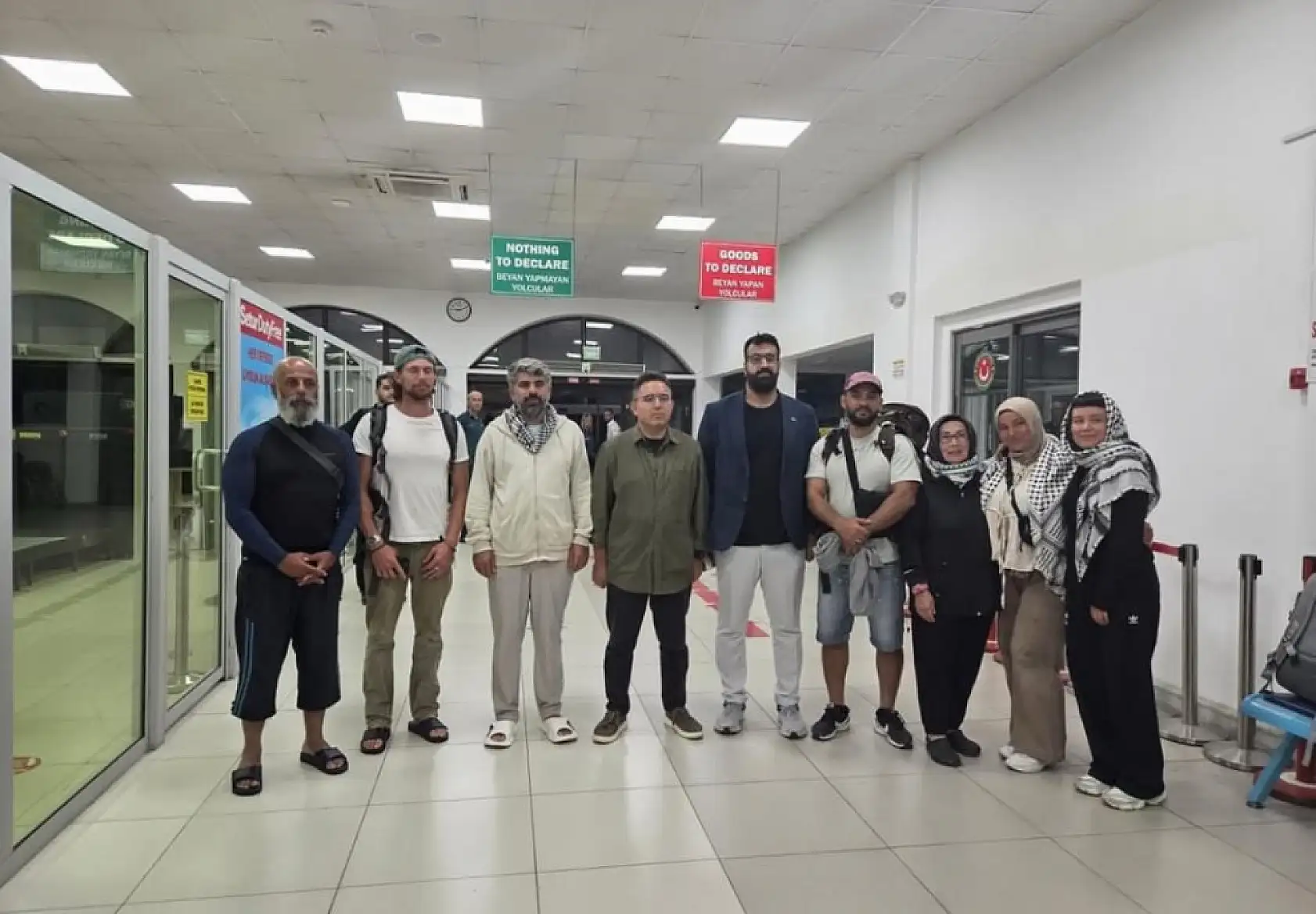 Fırtına Gazze yolcularını Marmaris'e getirdi