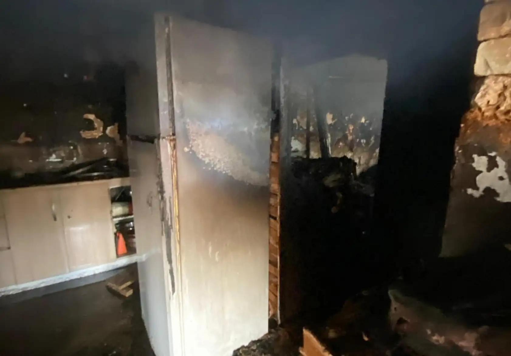 Tüp patlaması sonucu çıkan yangında karı koca yaralandı