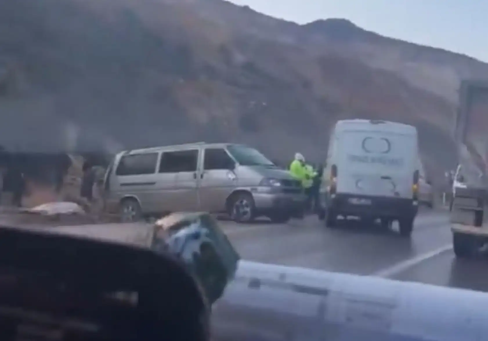 Babasının hayatını kaybettiği yolda yaşamını yitirdi