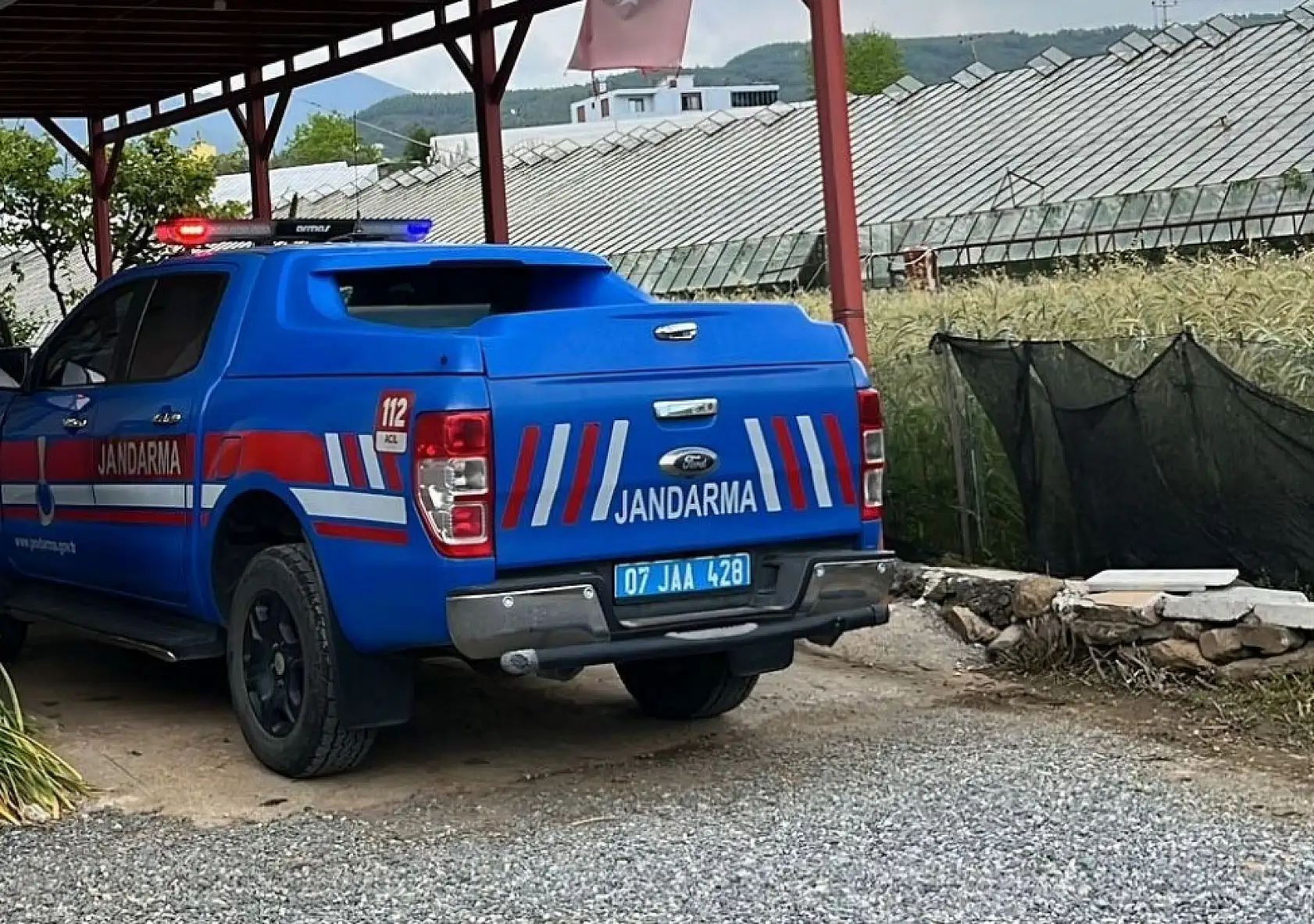 2 çocuk babası depo içerisinde ölü bulundu