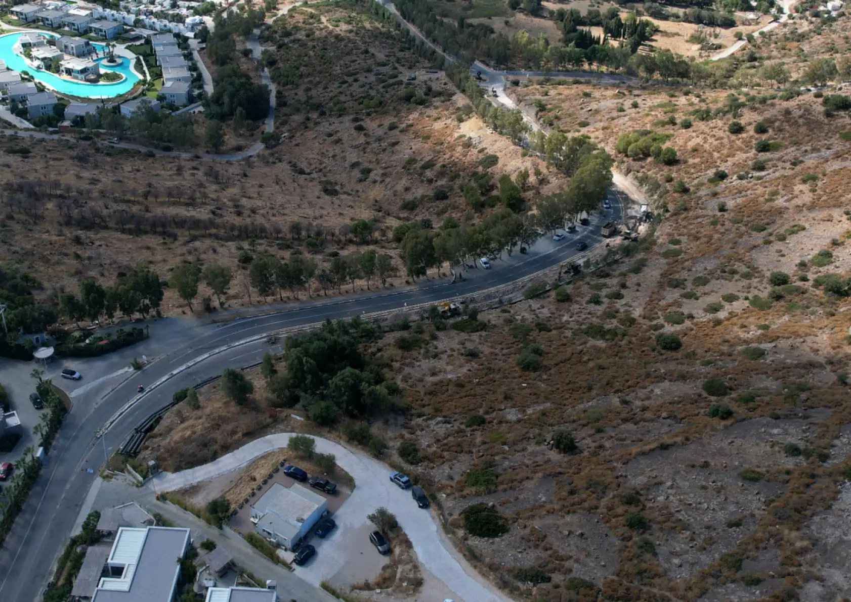 Bodrum'un arızalı içme suyu hatları yenilenmeye devam ediyor