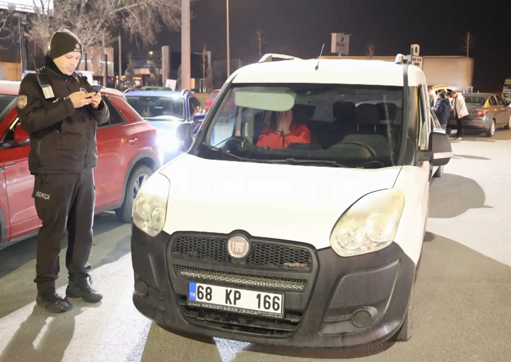 Muayenesiz araçla 2. kez alkollü ve ehliyetsiz yakalandı, 'Az saygın olsun' dedi