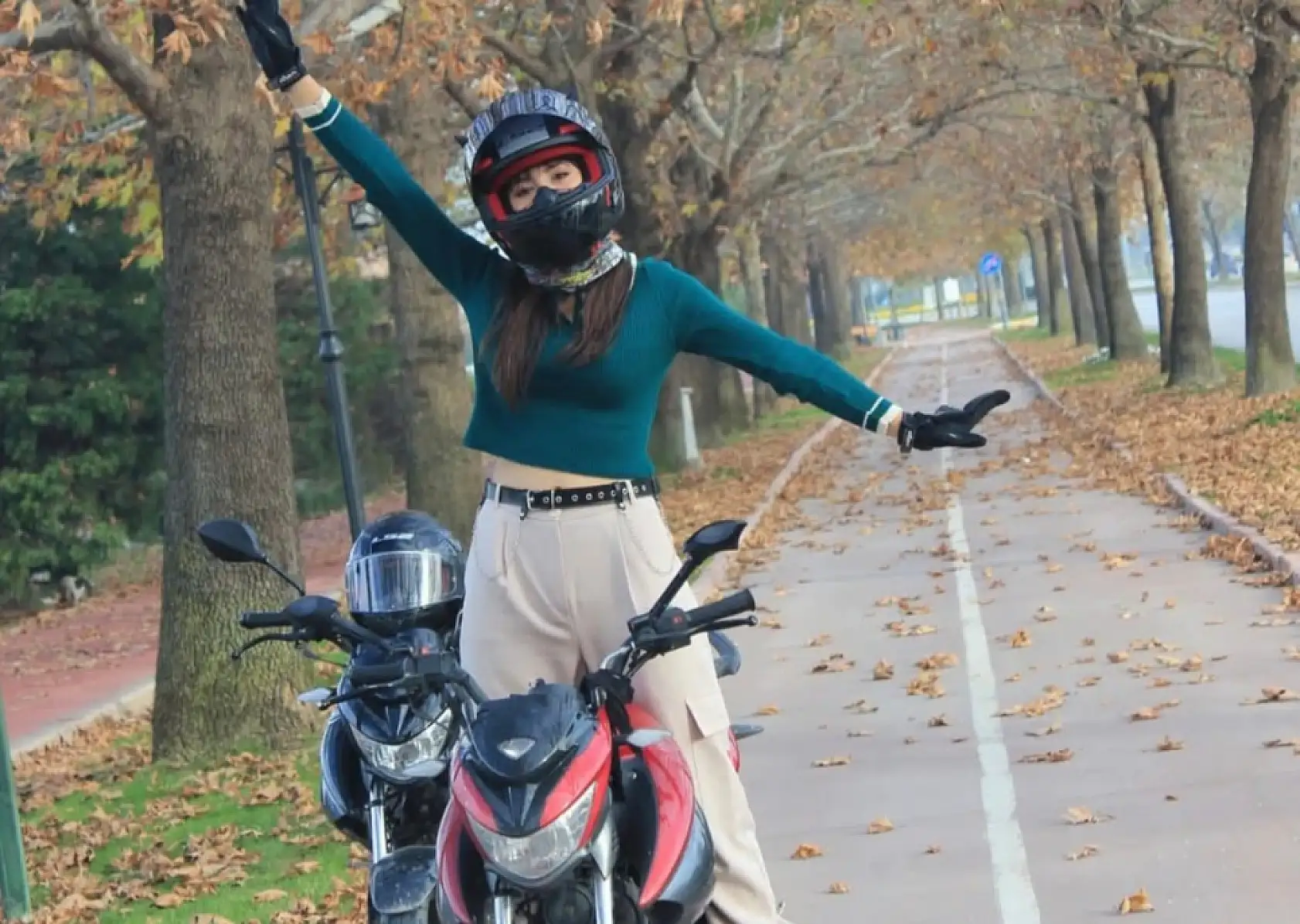 Motosiklet tutkunu genç kız Fethiye'de kazada hayatını kaybetti