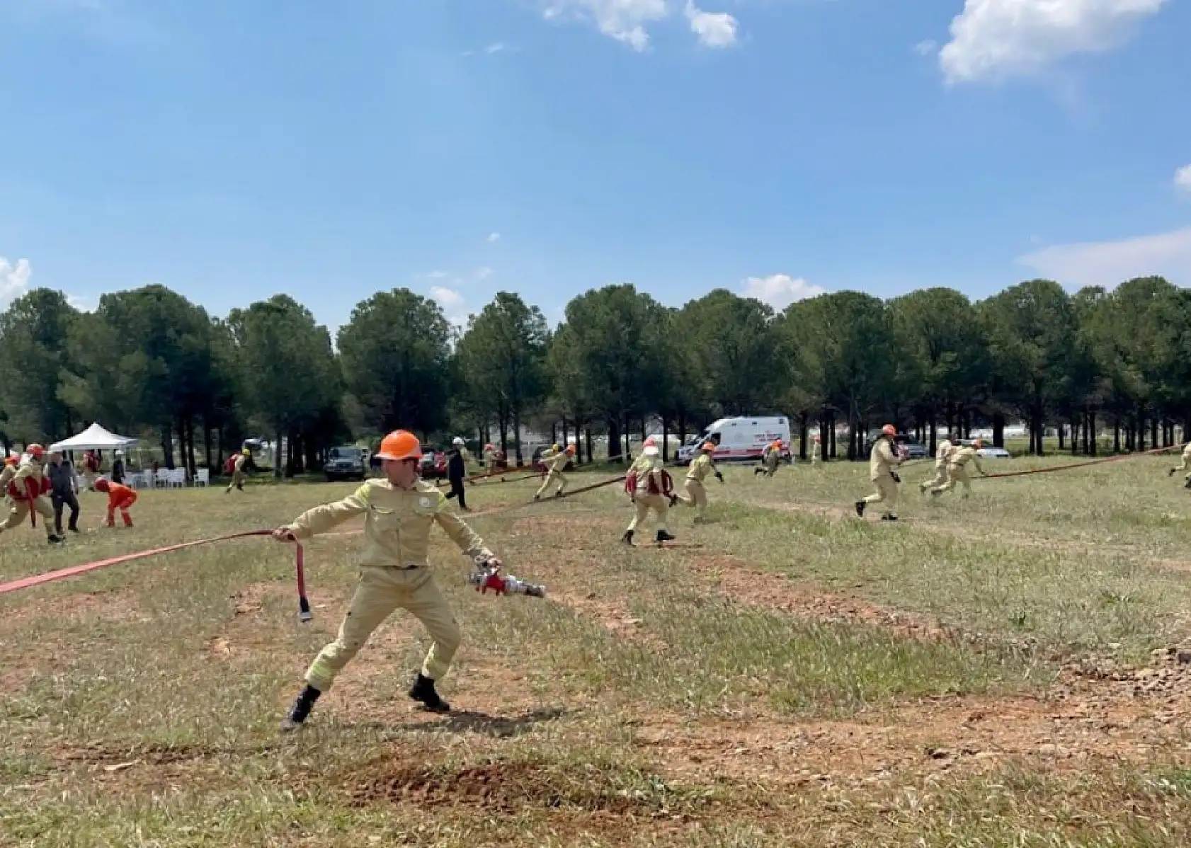 Fethiye'de yangın ekiplerinin iş başı eğitimleri yapıldı