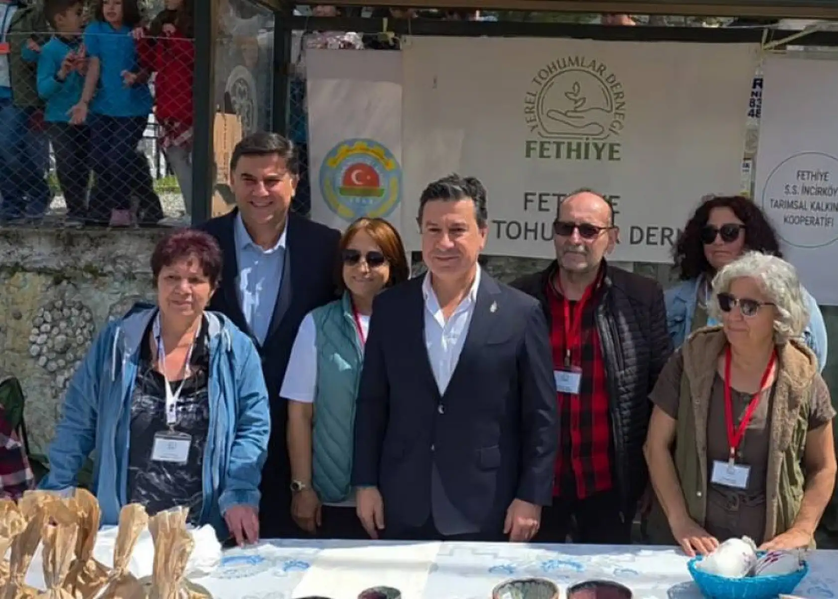 Yeşilüzümlü Dastar ve Kuzugöbeği Festivali'nde Yerel Tohumlar Derneği'nden fide ve tohum dağıtımı