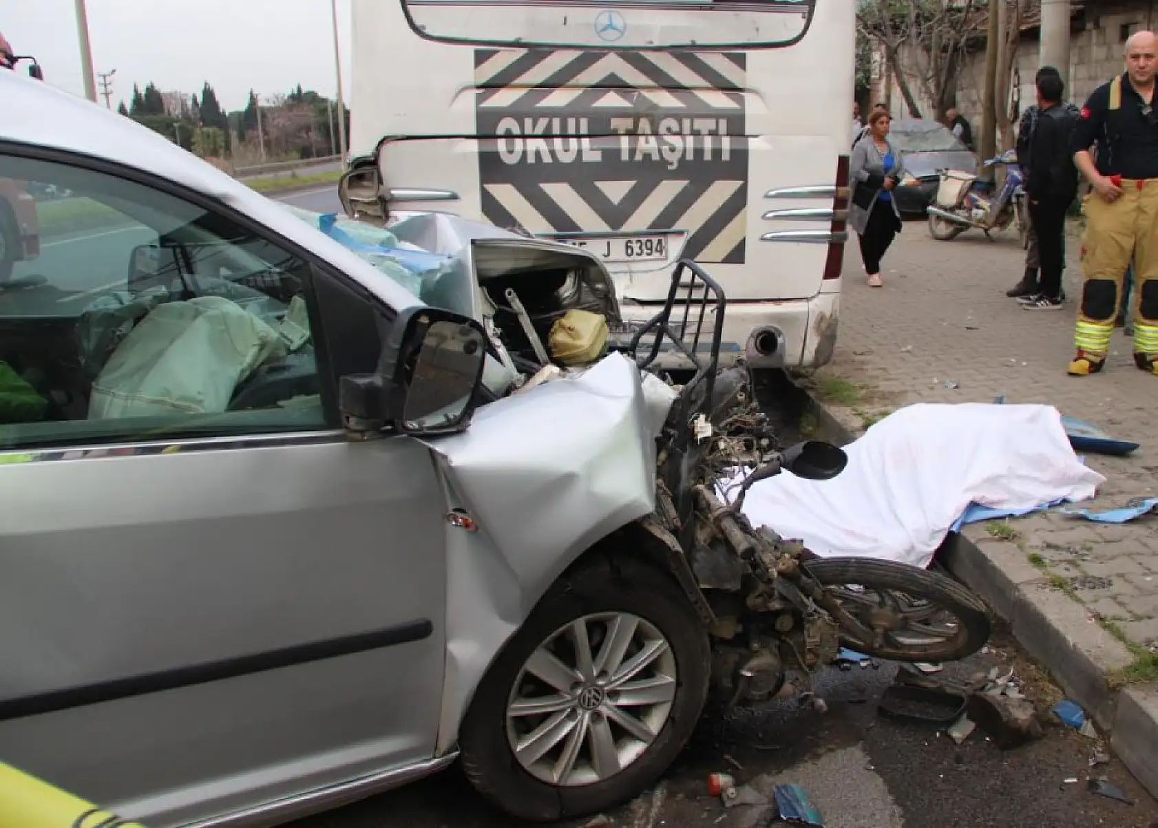 Trafik kazasında motosiklet sürücüsü feci şekilde can verdi