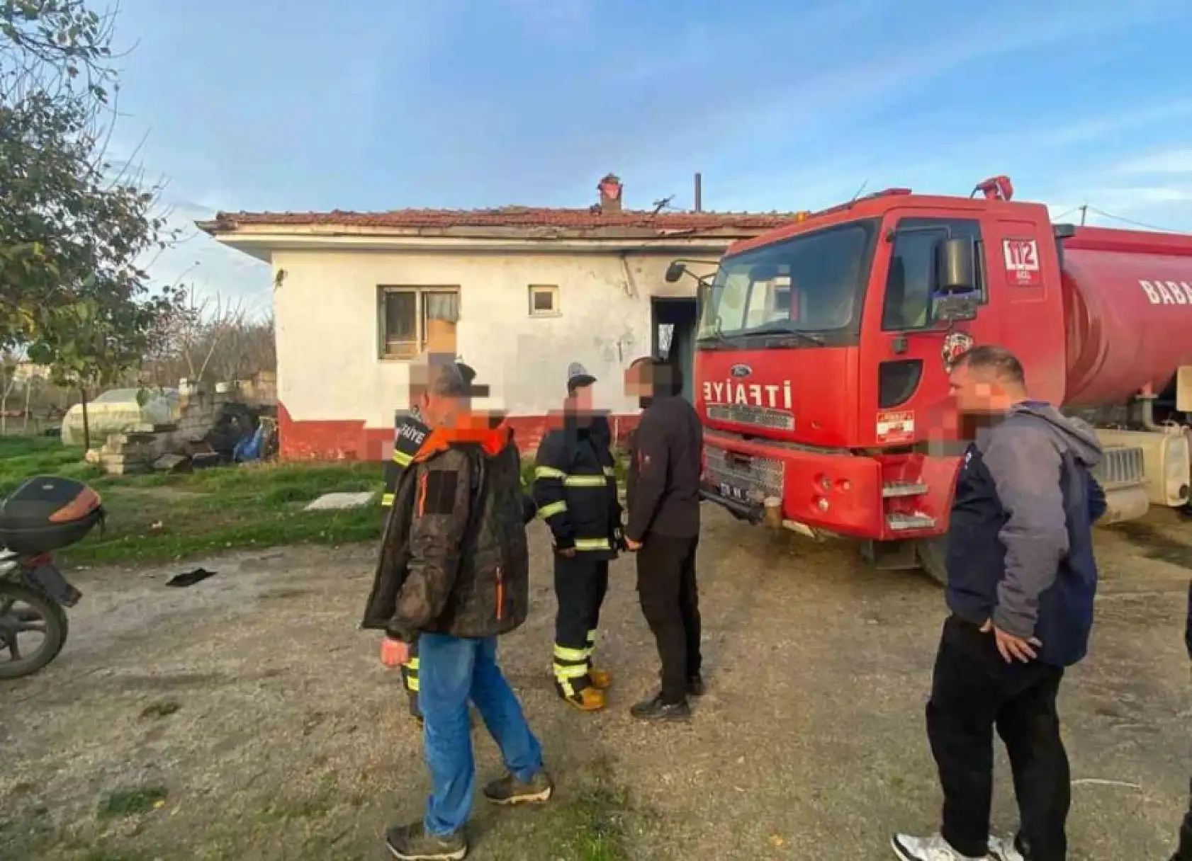 Eski eşi ile kız arkadaşının yaşadığı evi ateşe verdi: 1 ölü, 1 yaralı