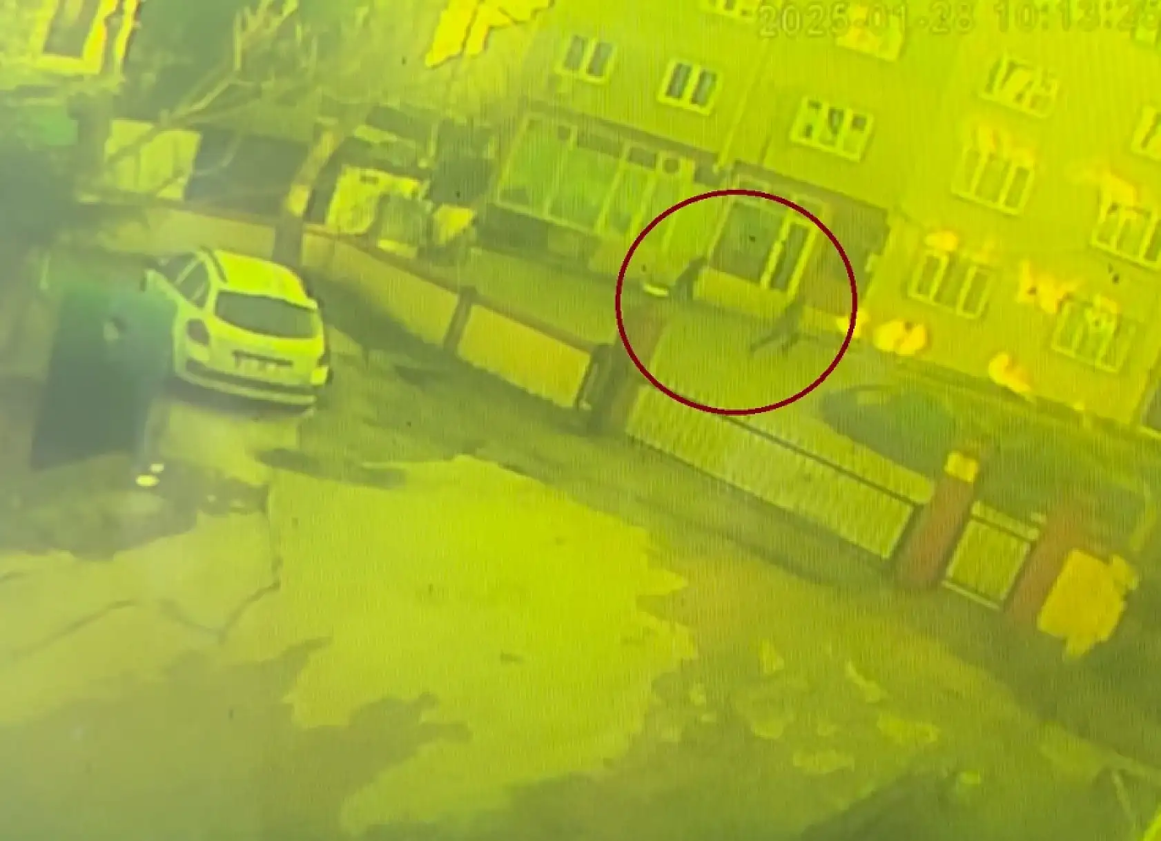 Eski nişanlısı ve 14 yaşındaki kız kardeşine av tüfeğiyle böyle ateş açtı