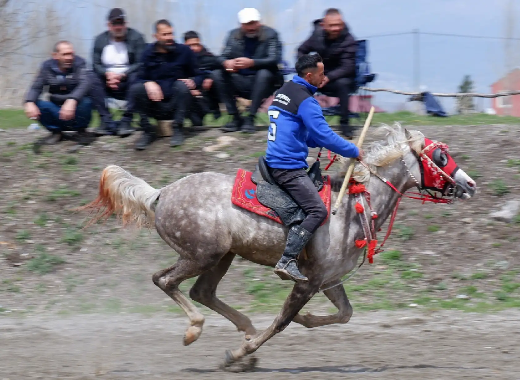 Cirit nefes kesti! Sahada hem rekabet hem gelenek vardı