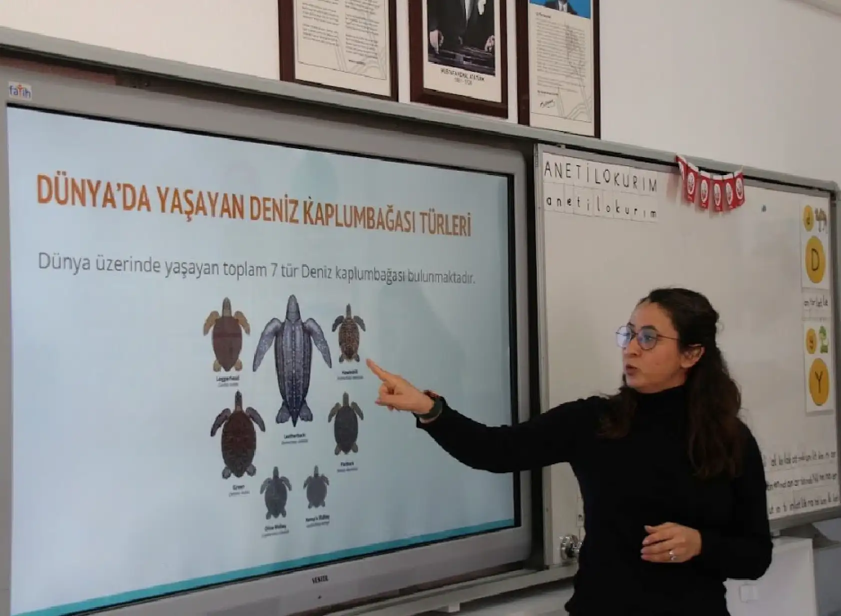 Çocuklar deniz canlılarını öğreniyor