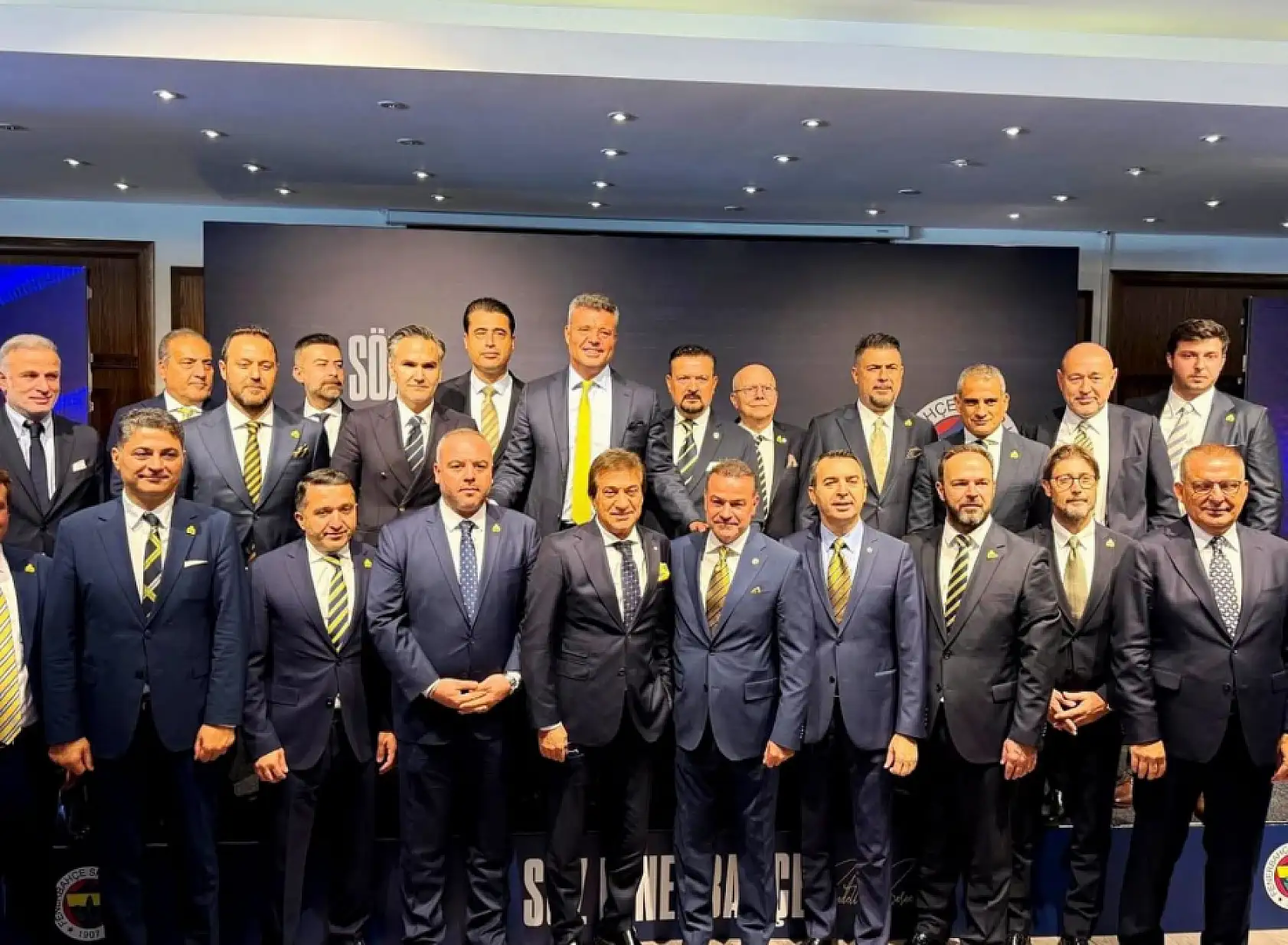 Sadettin Saran, Fenerbahçe Yönetim Kadrosunu Açıkladı: Ertan Torunoğulları Listede