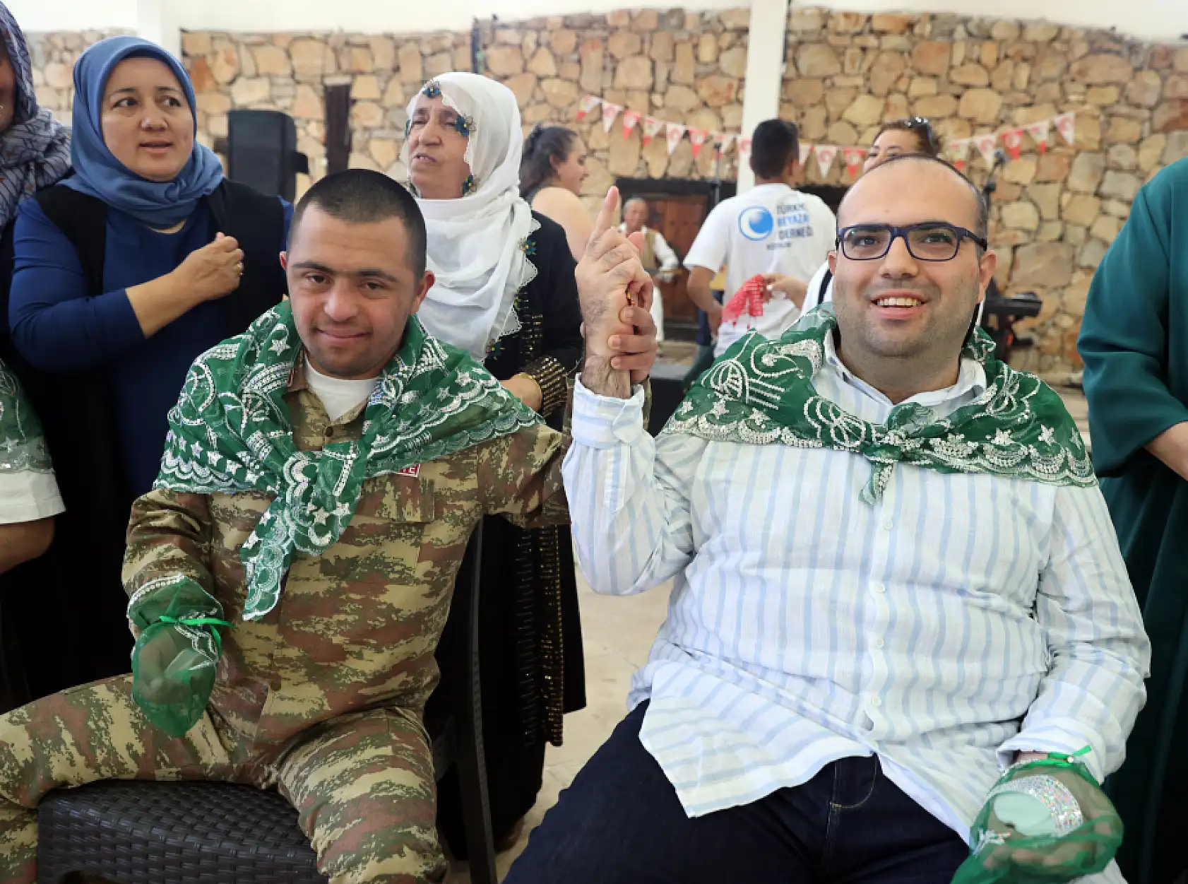 Muğla'da engelli bireyler için asker eğlencesi düzenlendi