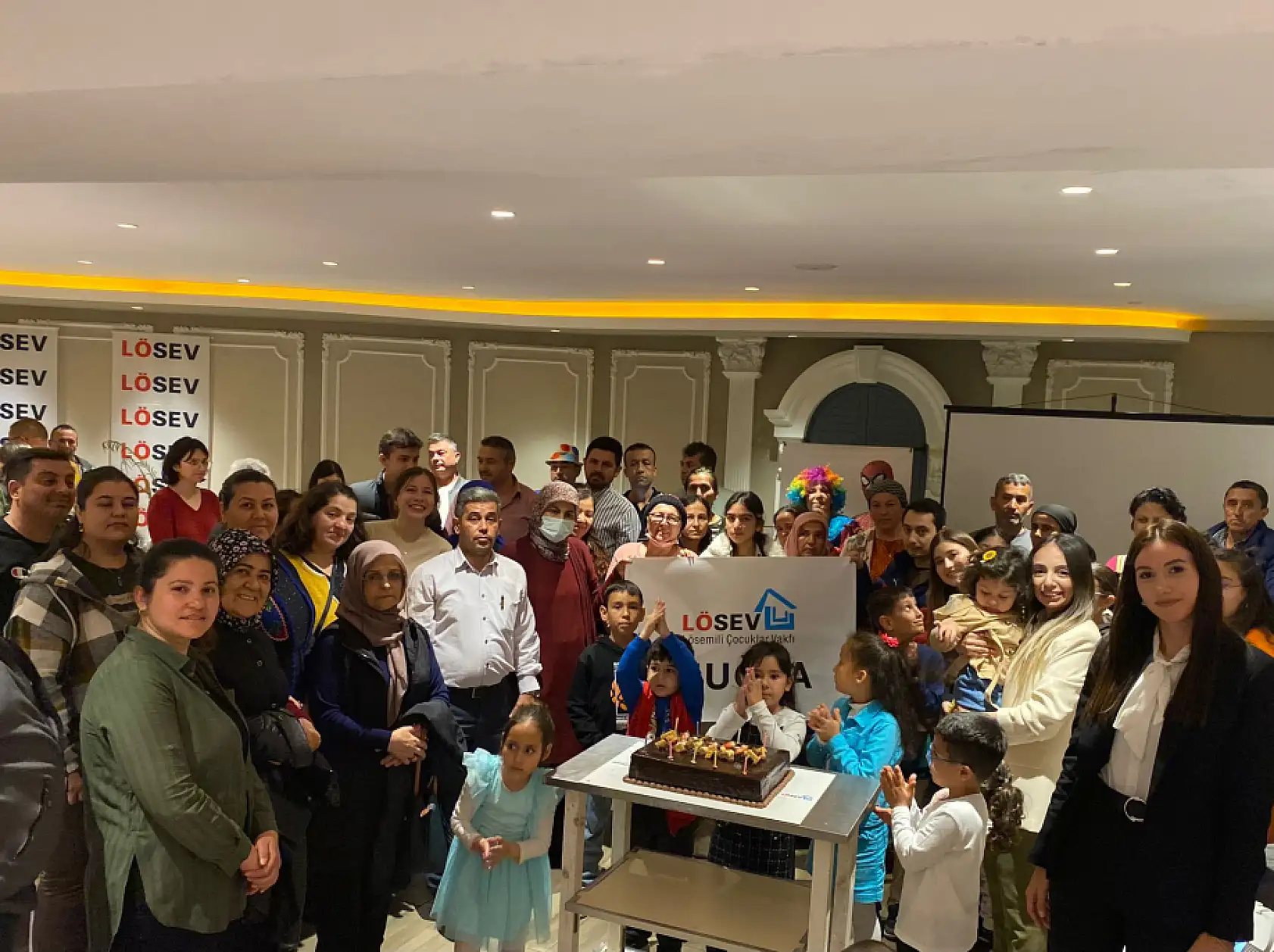 LÖSEV'den Geleneksel İftar Yemeği