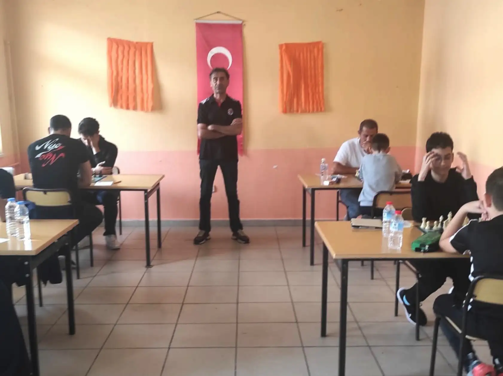 Köyceğiz'de satranç turnuvasında yarıştılar