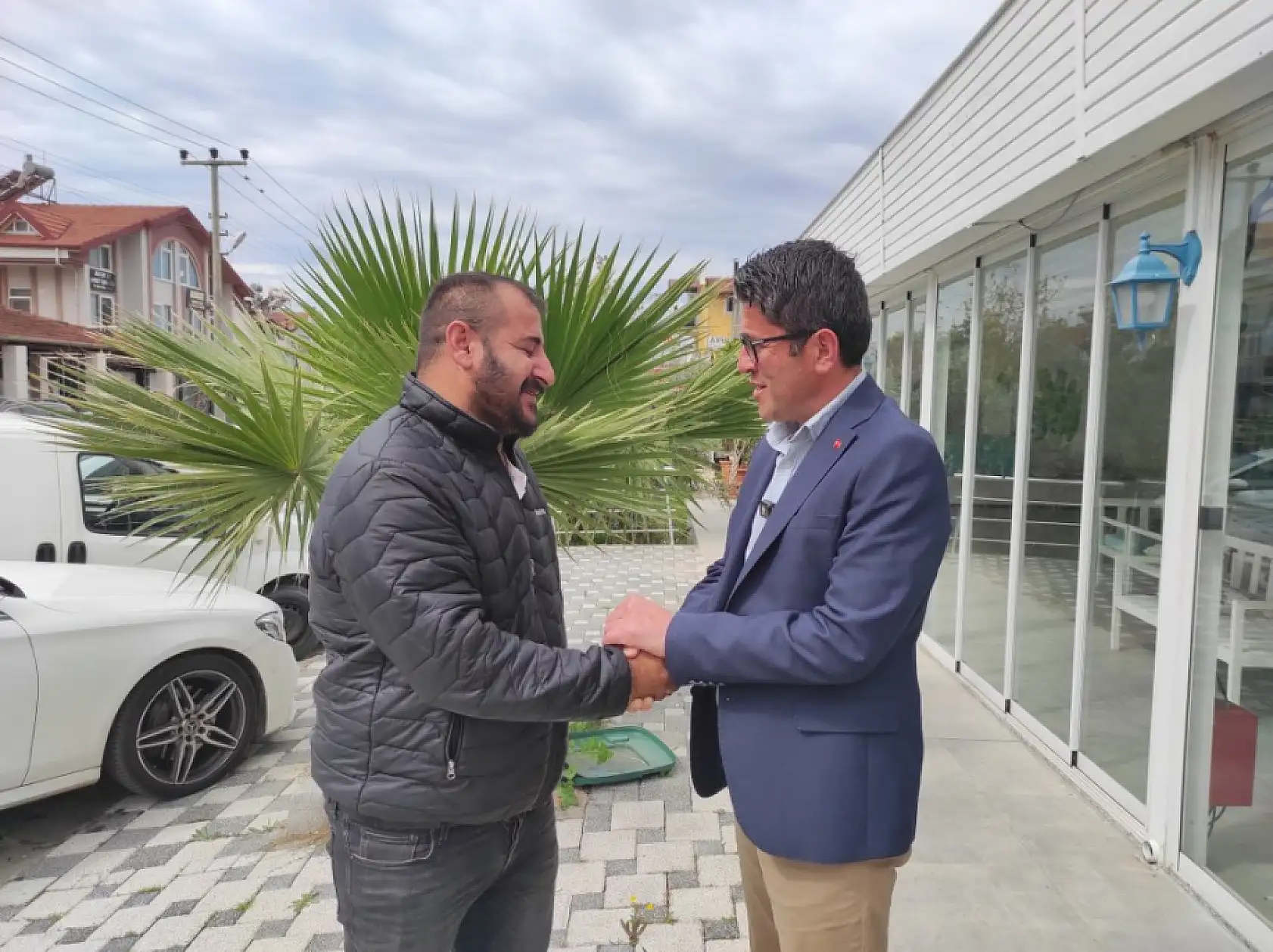 Aday Kökten, Esnaf Ziyaretlerinde Bulundu