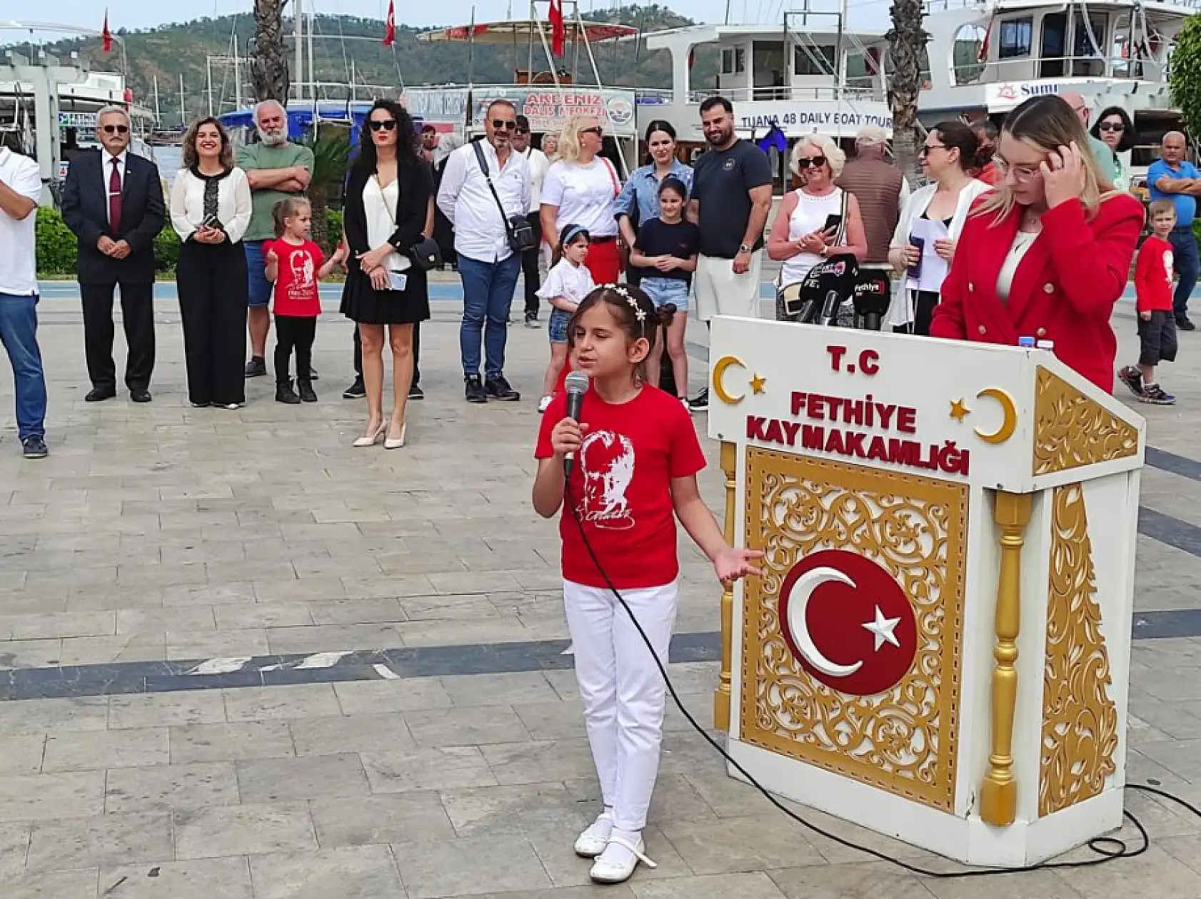 Fethiye'de 23 Nisan coşkuyla kutlandı