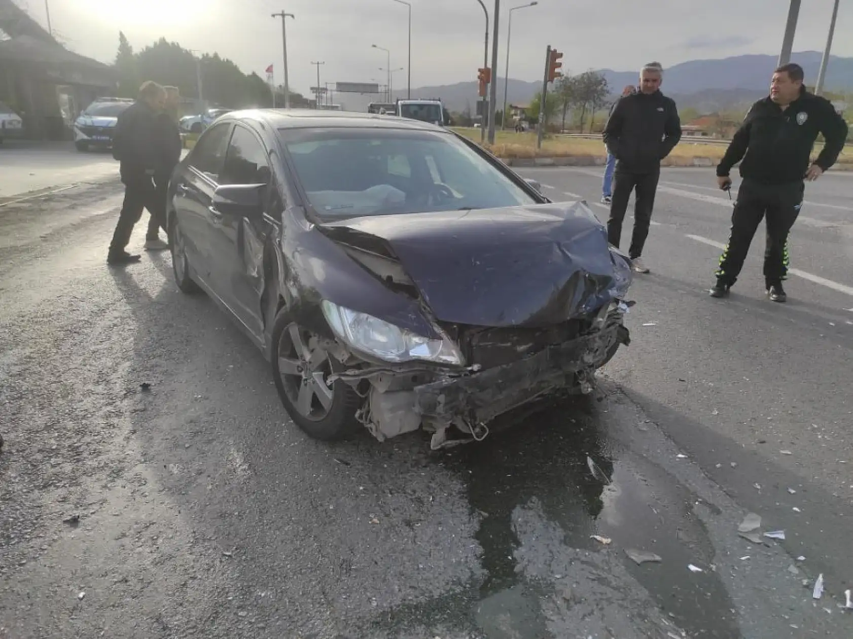 Feci kaza! 2'si bebek 4 kişi hastaneye kaldırıldı
