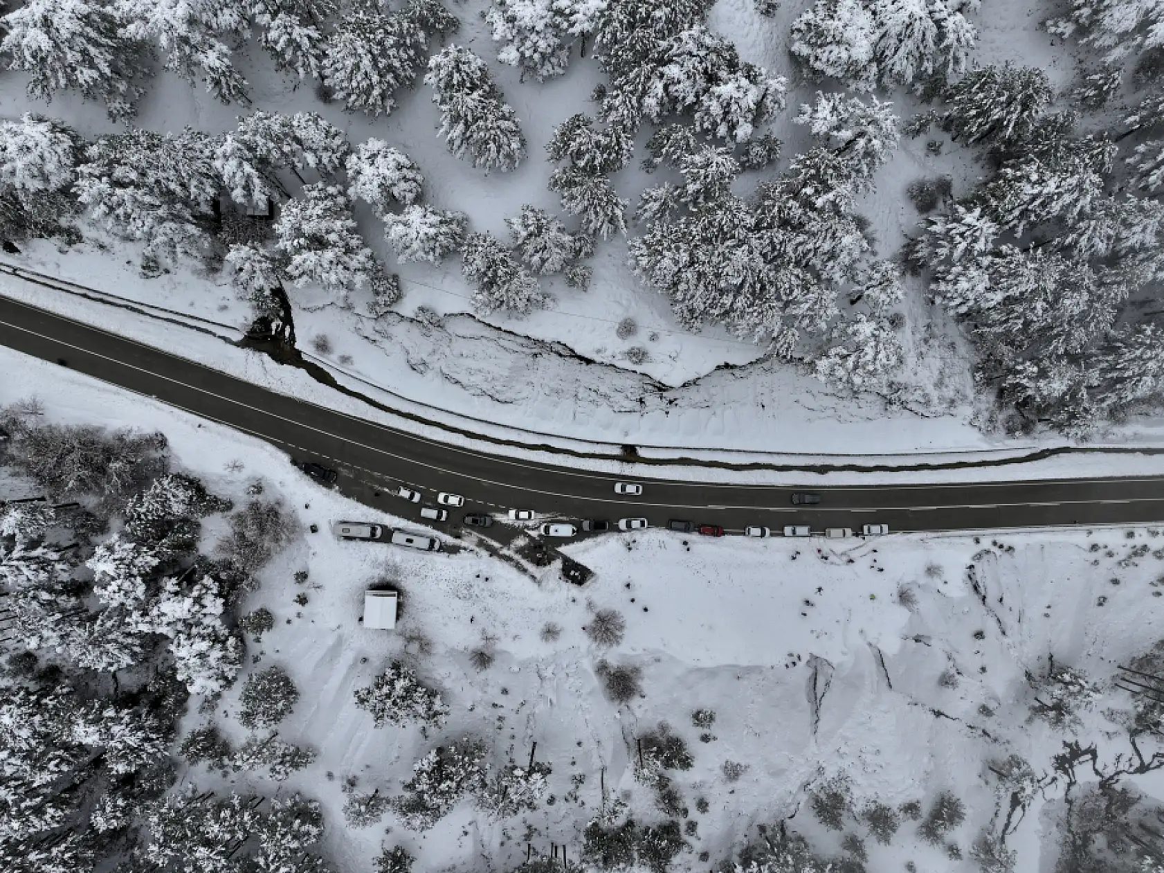 Muğla'nın yüksek kesimlerinde kar etkili oluyor! Fethiye, Seydikemer...