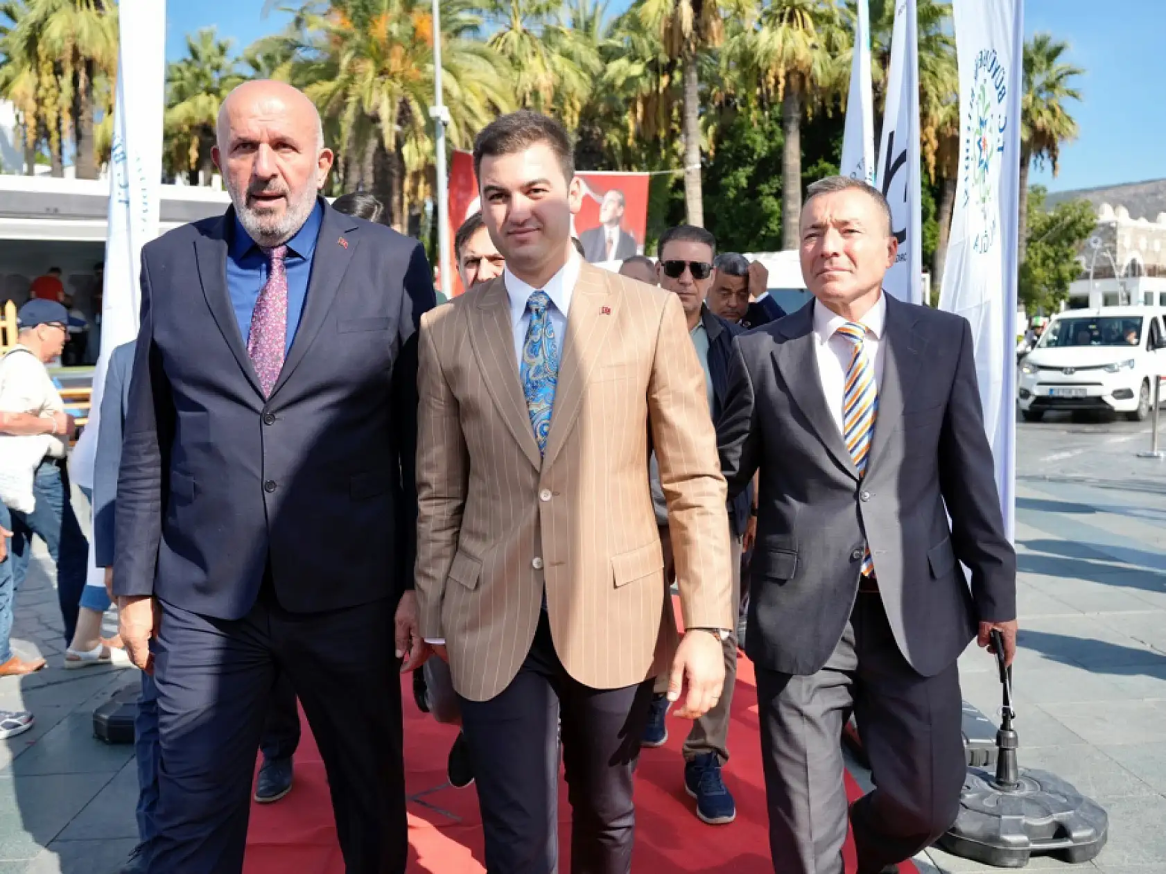 Başkan Mandalinci, Türkiye Muhtarlar Konfederasyonu Genel Başkanı Delibalta'yı ağırladı