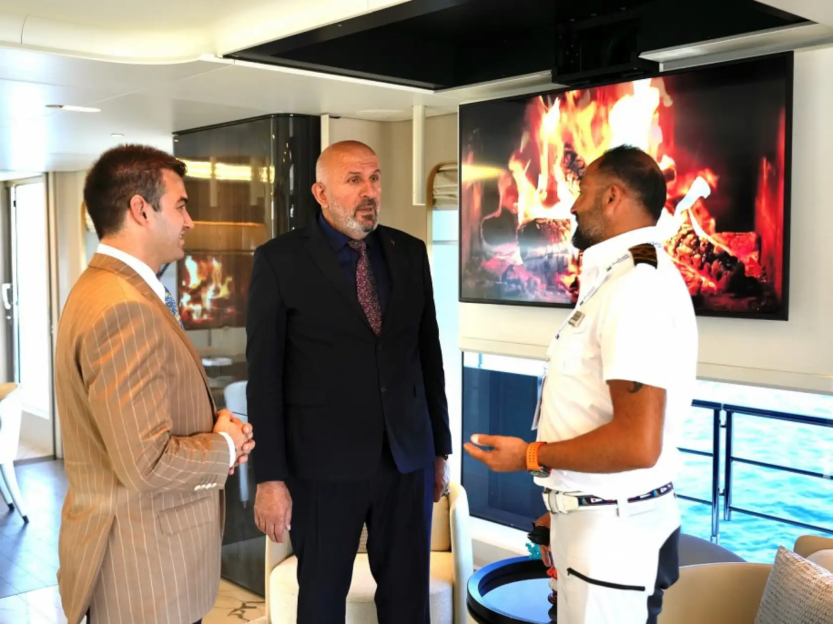 Başkan Mandalinci, Türkiye Muhtarlar Konfederasyonu Genel Başkanı Delibalta'yı ağırladı