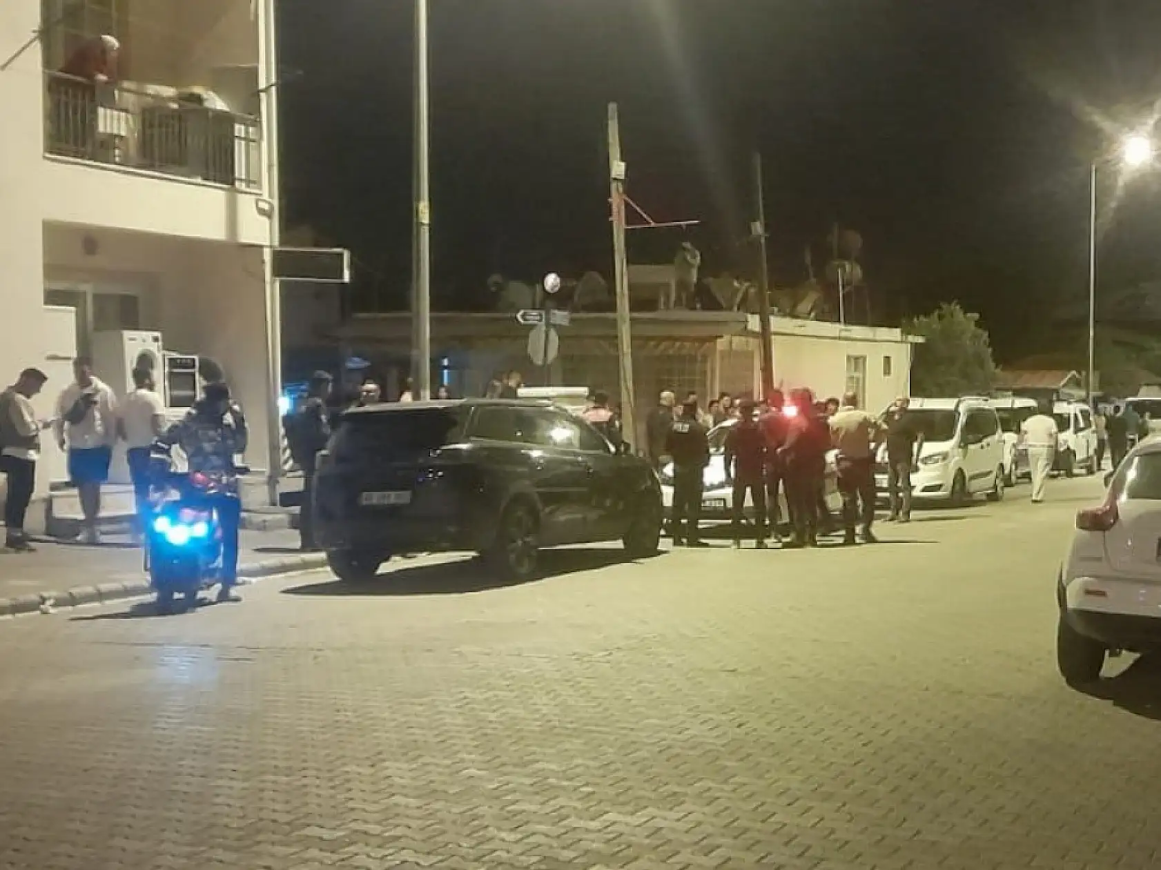 Alkollü kadın sürücü kaza yaptı