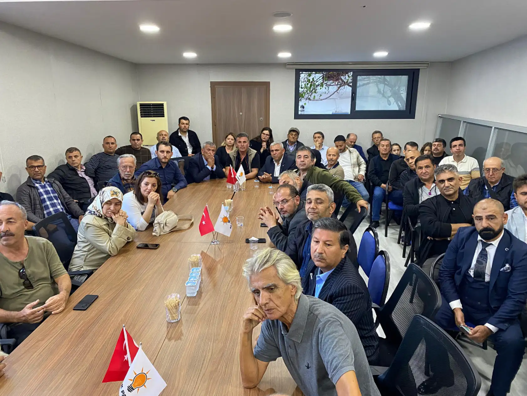 Fethiye AK Parti'de devir teslim, Kadir Sarıhan ilçe başkanlığı görevini devraldı