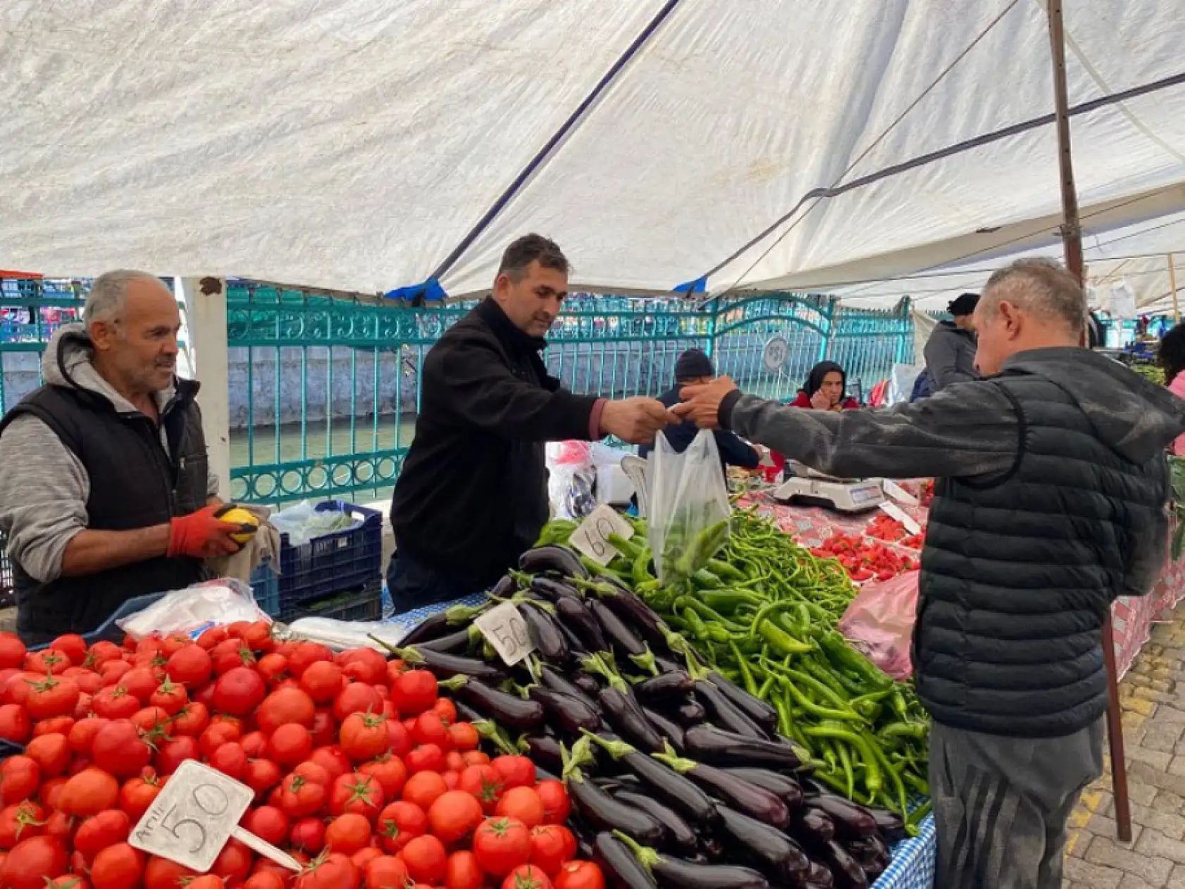 Fethiye Salı Pazarı'nda Fiyatlar ve Maliyetler Ne Durumda