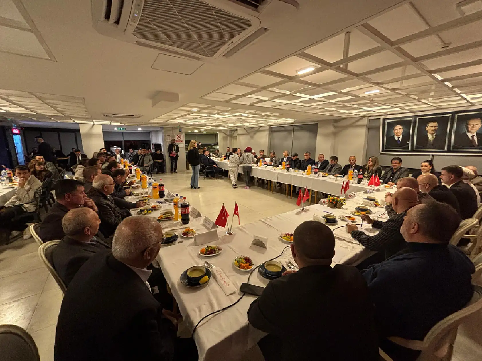 Burak Demirel Ortaca'da muhtarların sorunlarını dinledi