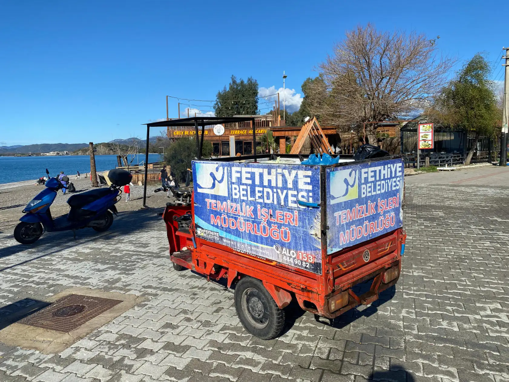 Fethiye Belediyesi ve Yerleşik Yabancılar Çalış'ı Temizledi
