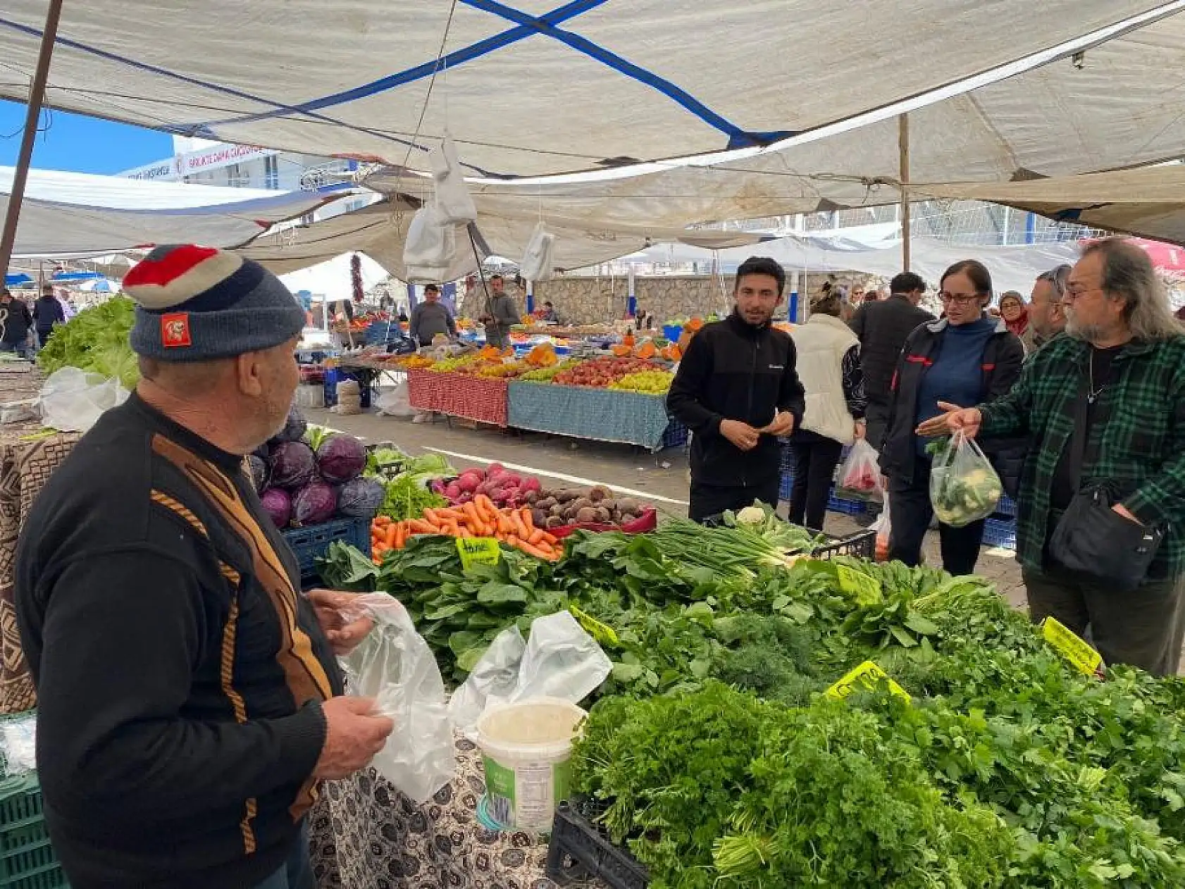 Fethiye'de pazarcılar isyanda! Cuma pazarı güncel fiyatlar!