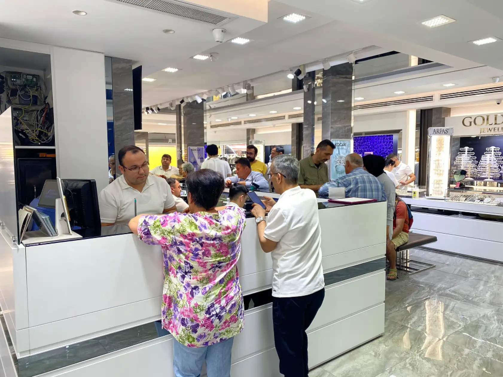 Fethiye'de Kuyumcu uyardı! 'Bayram ve düğün sezonunda tuzağa düşmeyin'