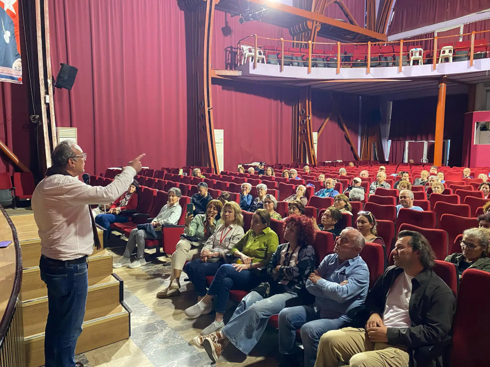 Fethiye Belgesel Günleri'nde Cumhuriyet'in tarım öyküsü anlatıldı