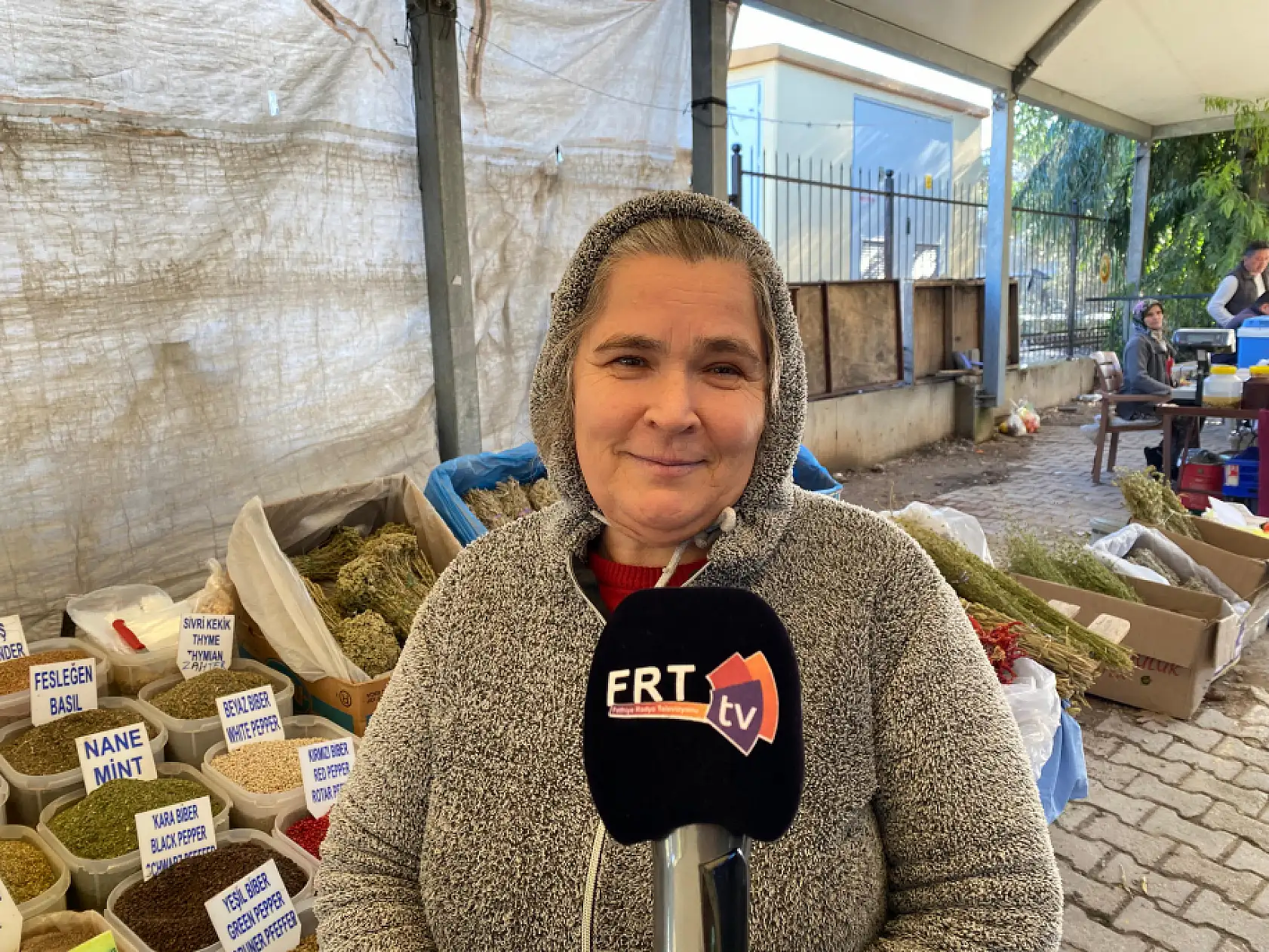 Fethiye Salı Pazarı'nda Baharatın Her Türü Var