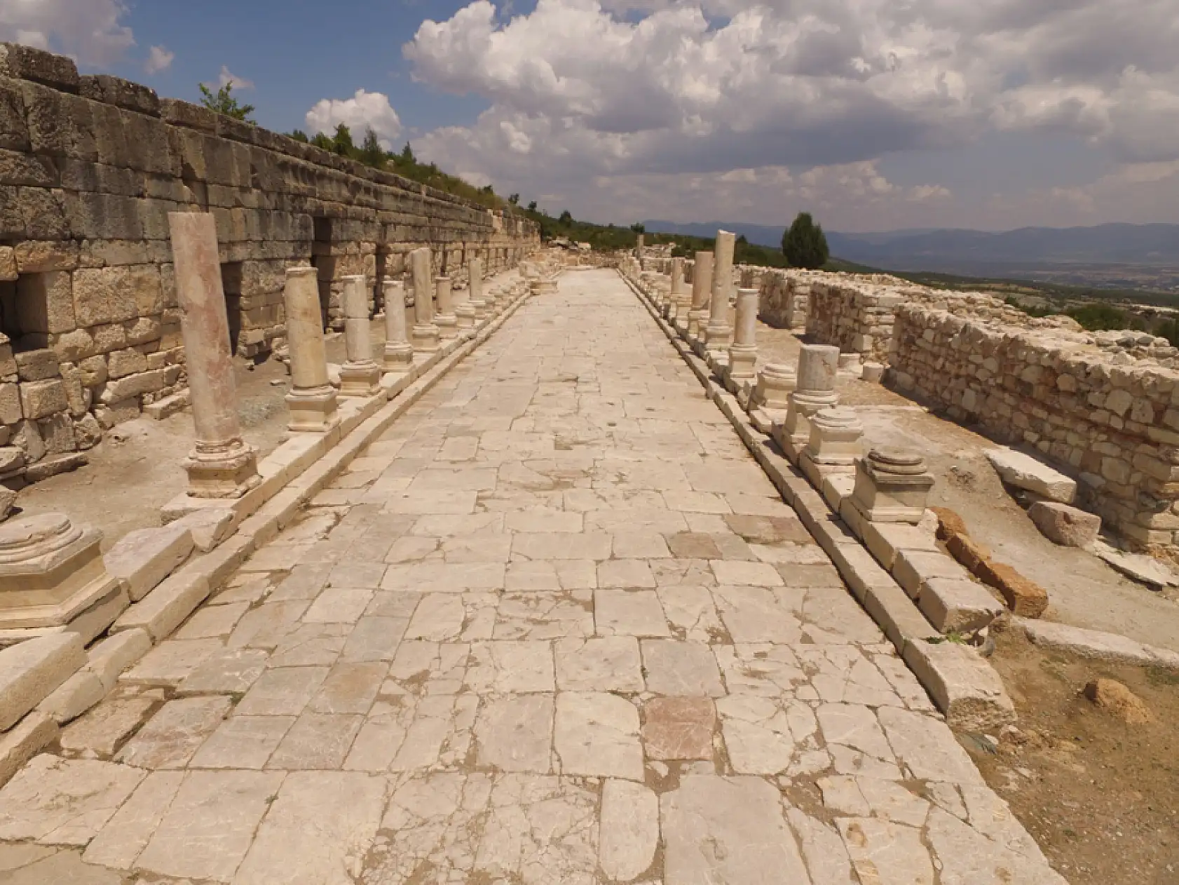 Kibyra'da kışın kapatılıp yazın açılan Medusa mozaiğinin sırrı ne?