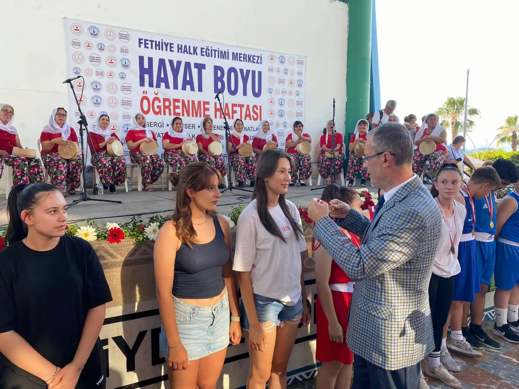 Fethiye'de Hayat Boyu Öğrenme Haftası çeşitli etkinliklerle başladı