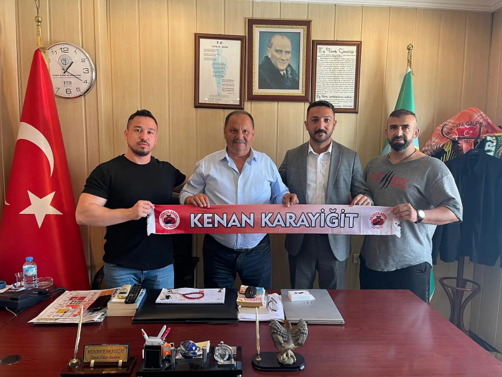 Şampiyon boksörden Ziraat Odası'na ziyaret