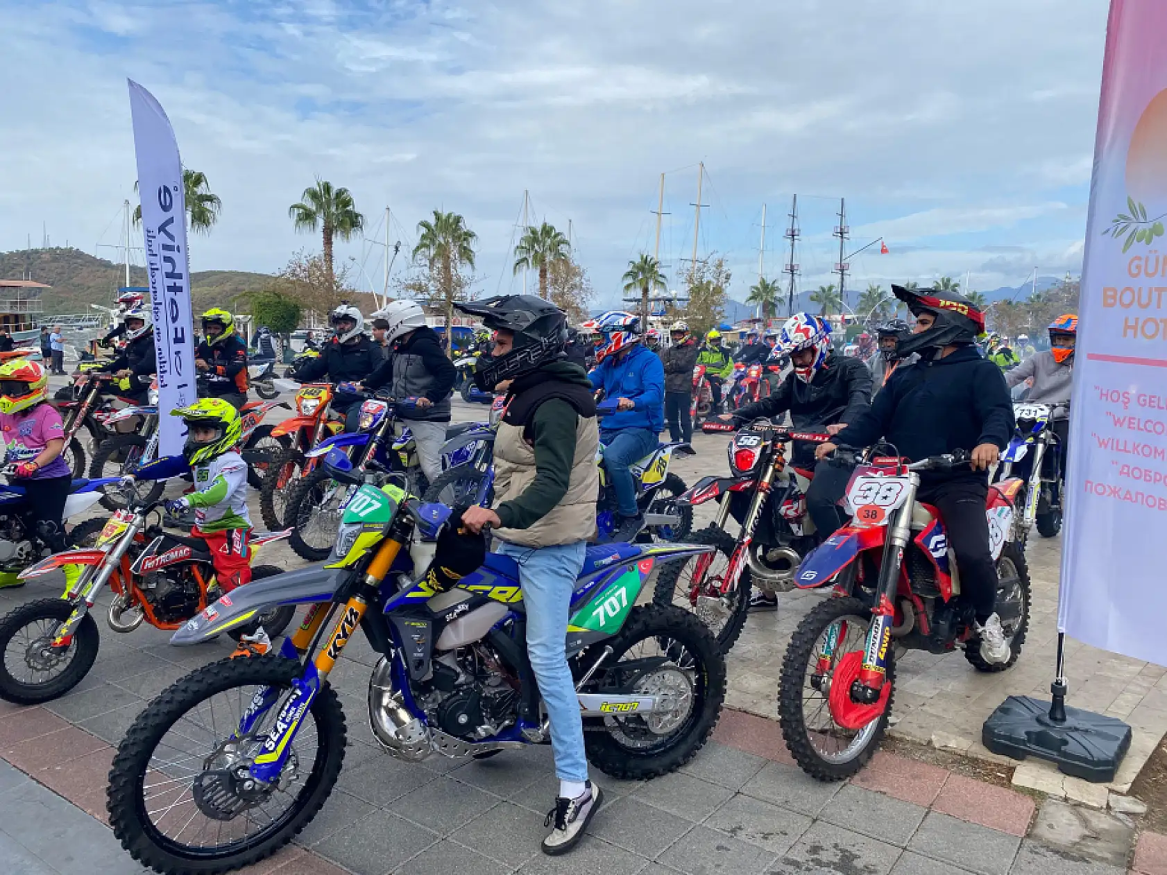Fethiye'de Enduro ve ATV Şampiyonası'nda Magazin Heyecanı