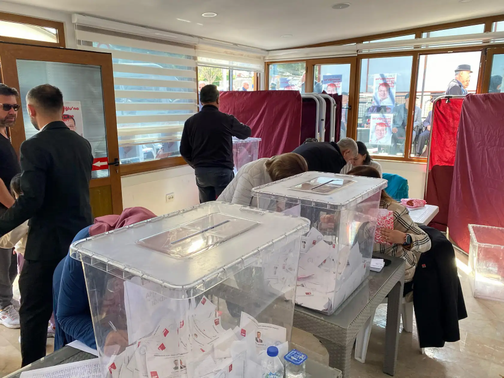 Fethiye'de CHP önseçimine yoğun katılım