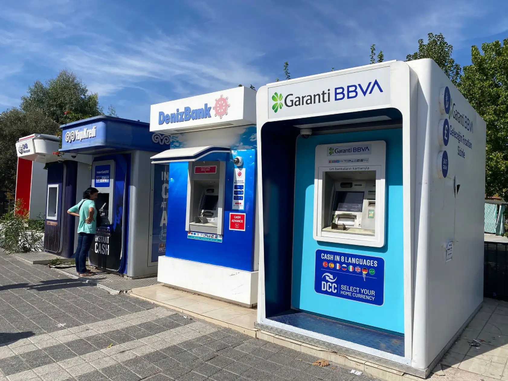 Fethiyeli Vatandaşlar ATM'lerdeki Nakit Sıkıntısından Şikâyetçi