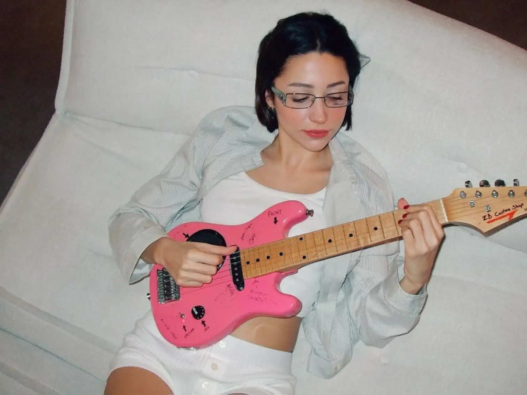 Zeynep Bastık sevenlerini korkuttu