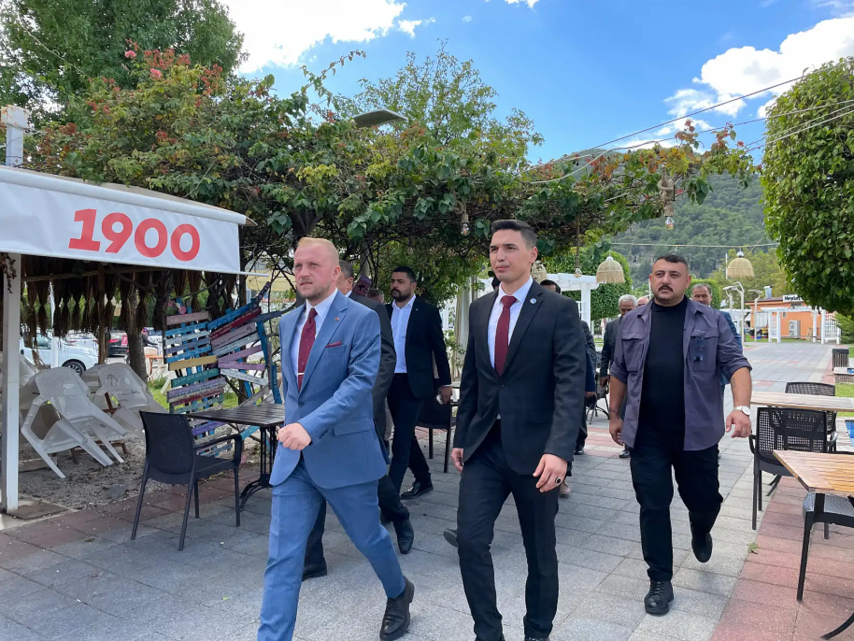 MHP İl Başkanı Burak Demirel, Fethiye Gaziler Derneği'ni Ziyaret Etti