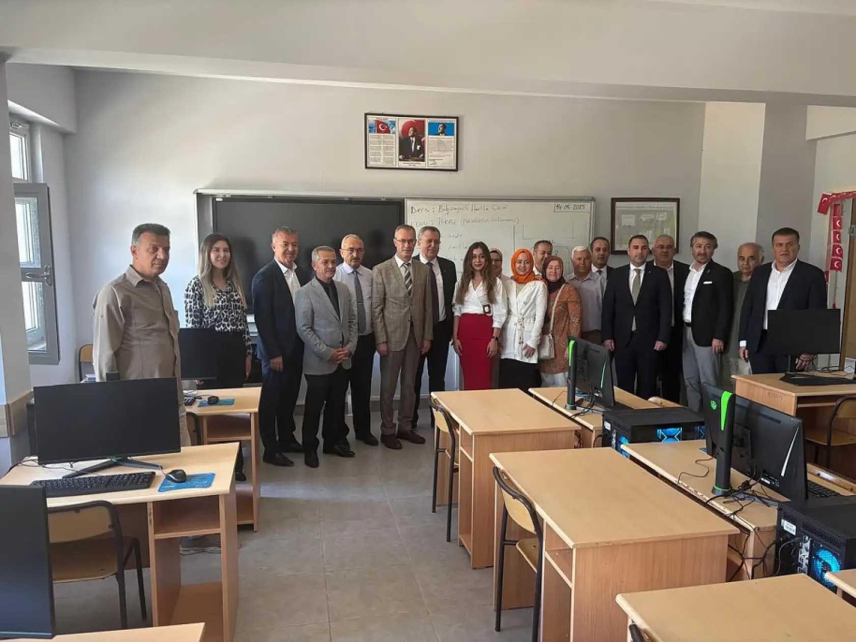 Mustafa Kemal Mesleki ve Teknik Anadolu Lisesi'nde Bilgisayar Laboratuvarı Açıldı