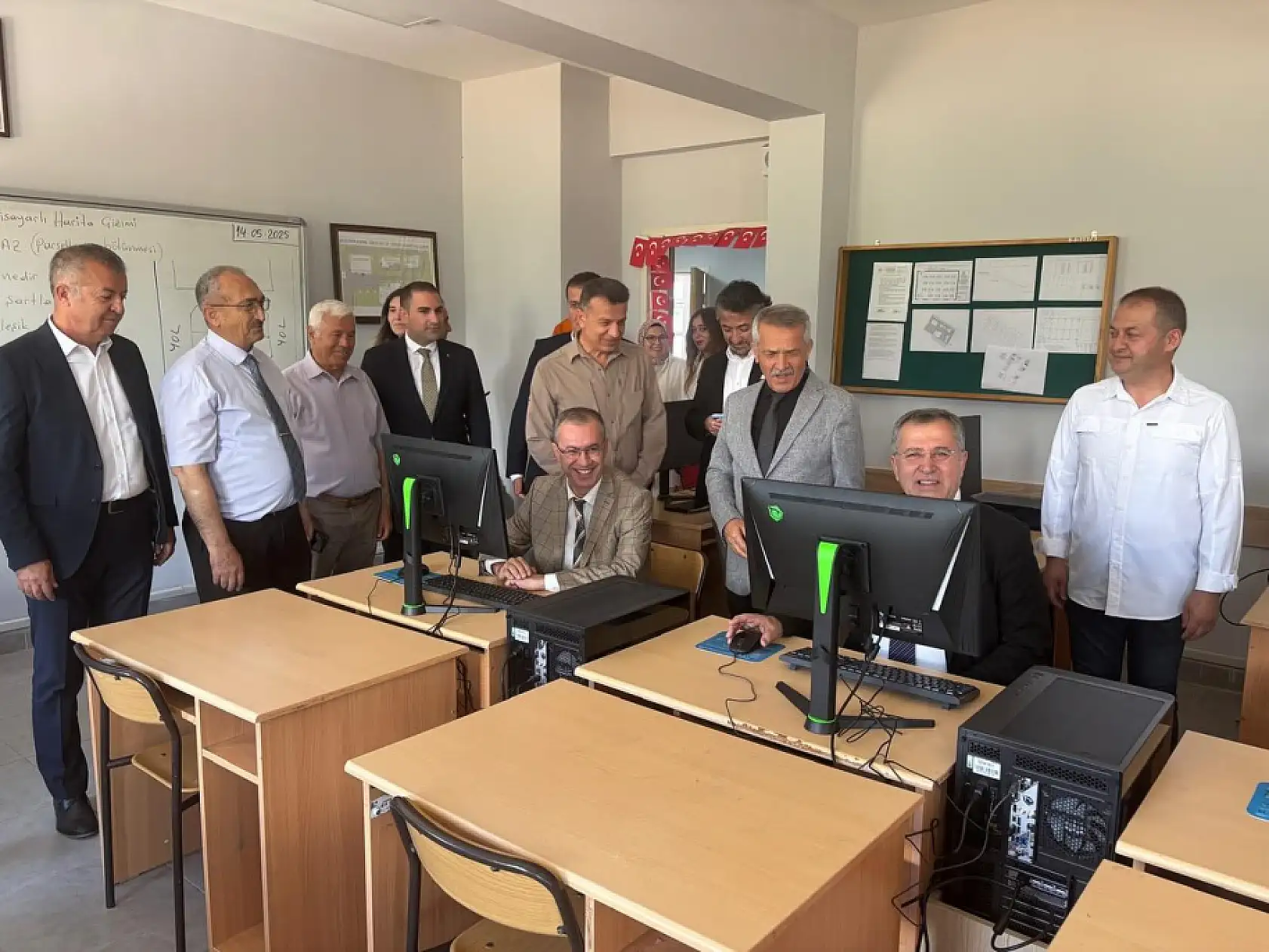 Mustafa Kemal Mesleki ve Teknik Anadolu Lisesi'nde Bilgisayar Laboratuvarı Açıldı