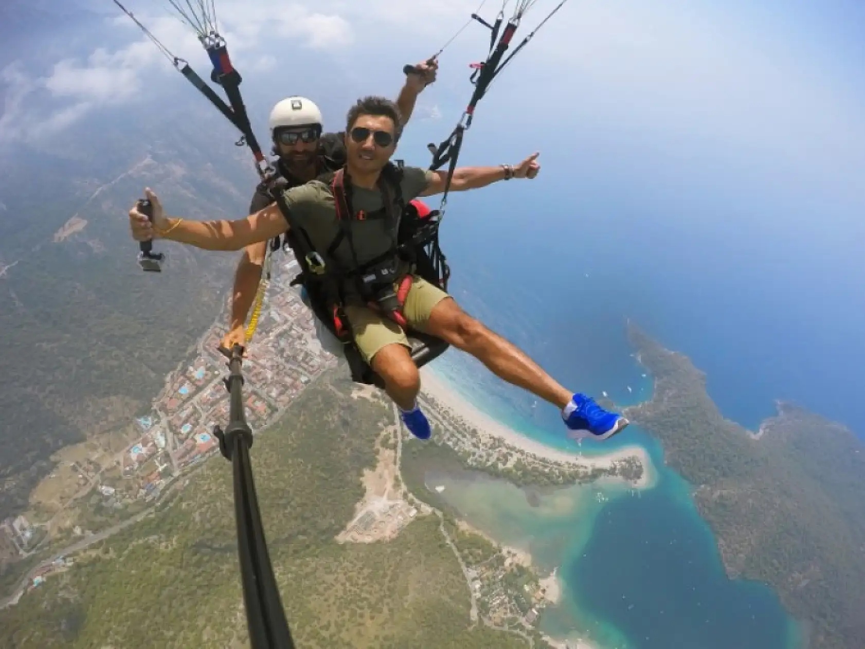 Fethiye'de Yamaç Paraşütü Deneyimi: Gökyüzünde Özgürlük Hissi