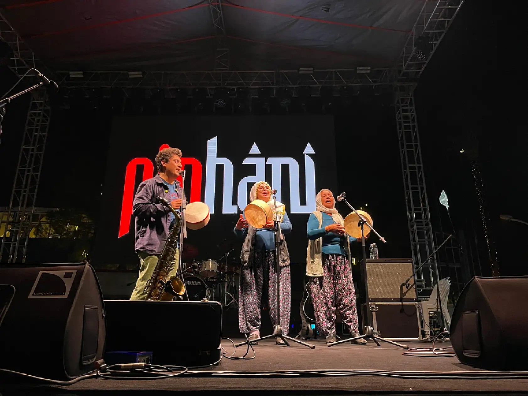 Fethiye'de Pinhani'den Harika Konser