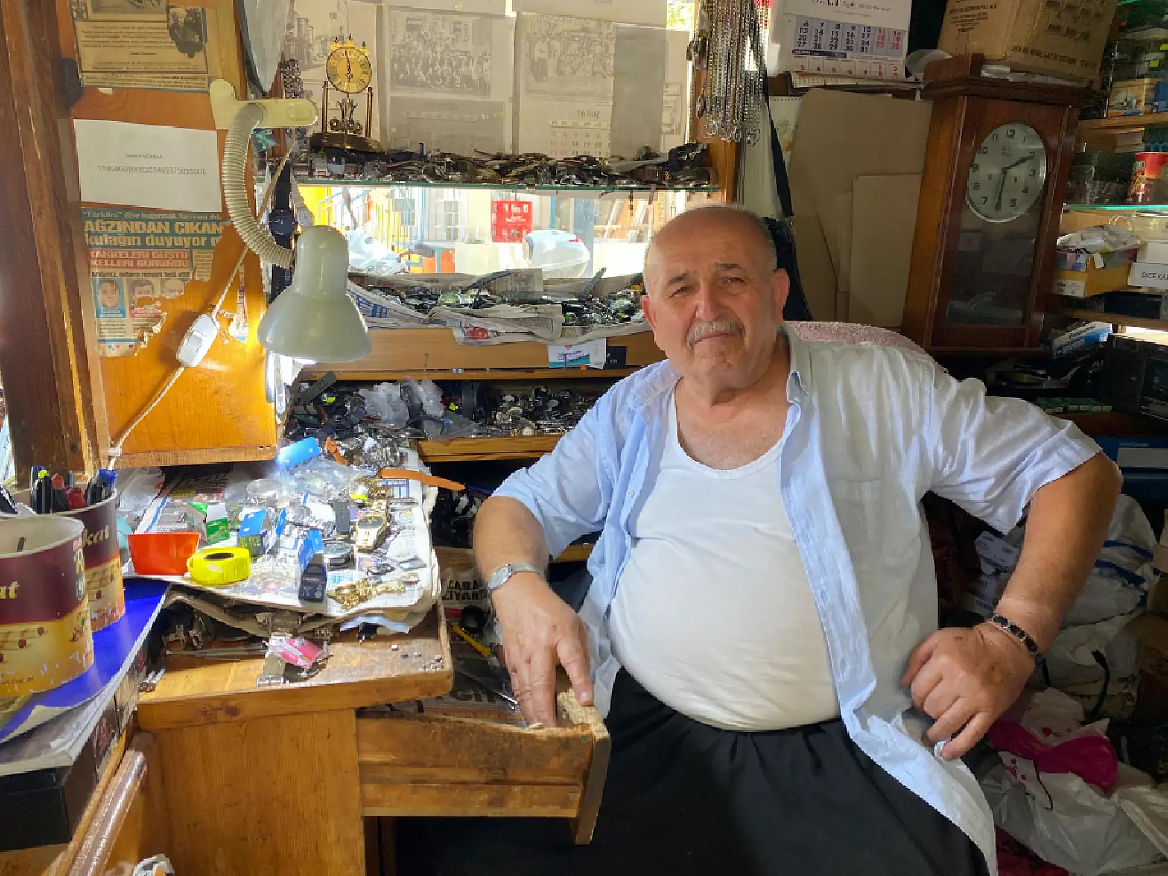 Fethiye'de Saatçi Yakup, 'Denizden çıkan saatler tamirlik oluyor'