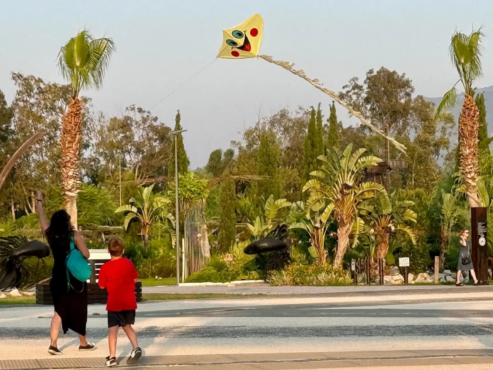 Fethiye'de Çevre Haftası Kapsamında Uçurtma Şenliği Düzenlendi