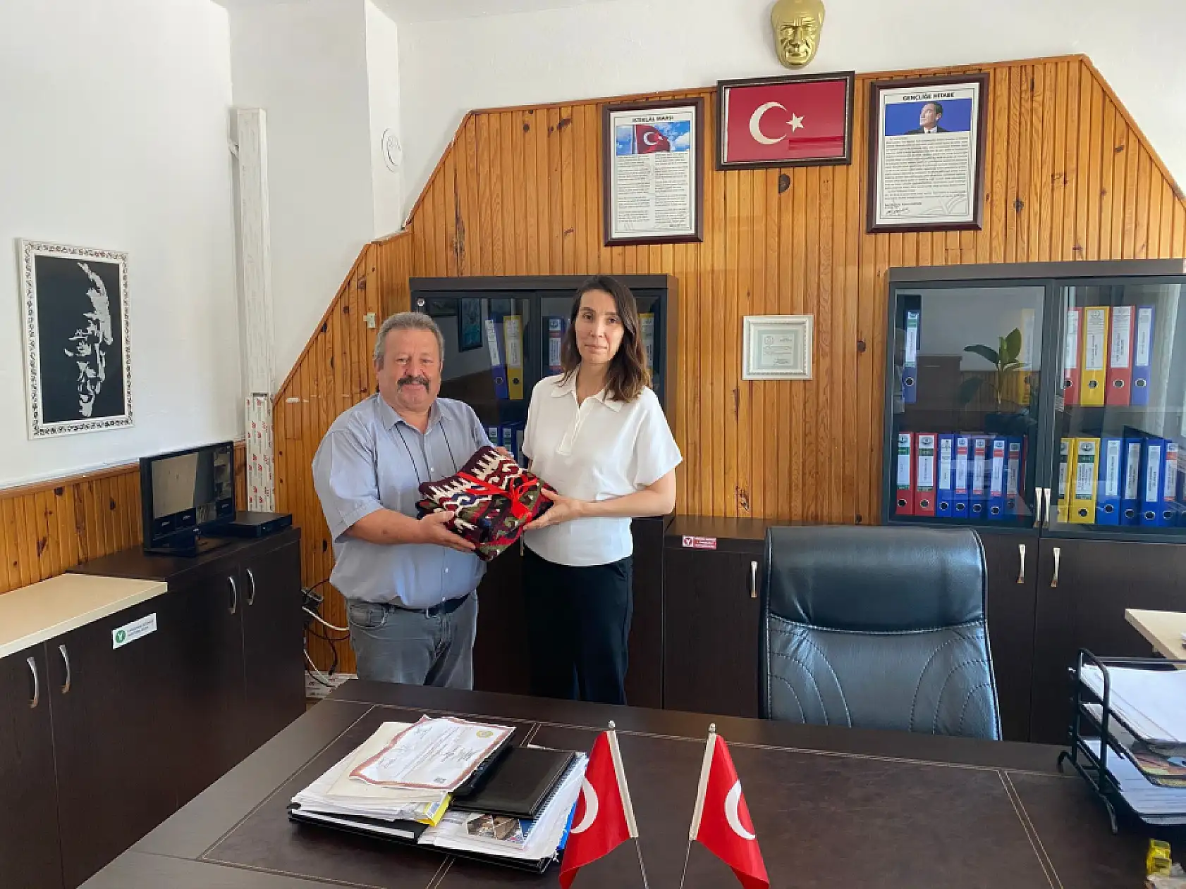 Kaymakam Yıldız Büyüker'den Seydikemer Halk Eğitimi Merkezi'ne Veda Ziyareti