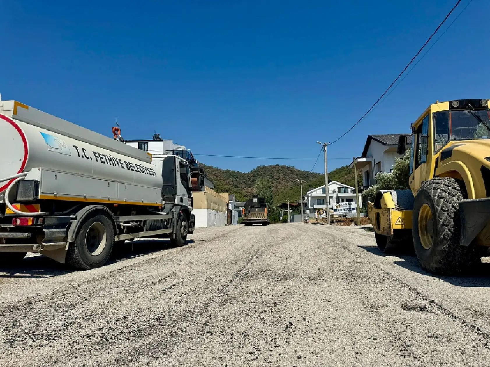 Fethiye Karagedik Mahallesi'nde Asfalt Çalışmaları Sürüyor